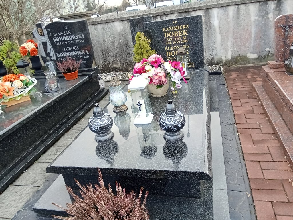 Grób Kazimierz Dobek